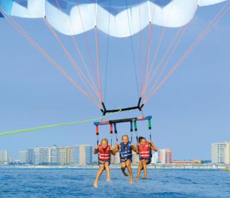 滑翔伞橙色海岸-挑逗
